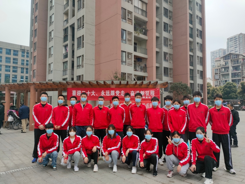 qMnA_1654436729376067648.jpg