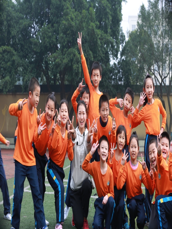 lbWY_1677220725172026354.jpg 2012届张娟.jpg